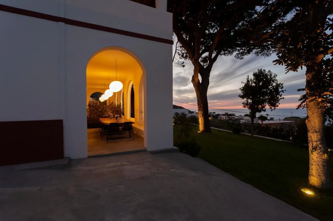 Frangimare La Segreta Aparthotel Malfa   Malfa (Salina)