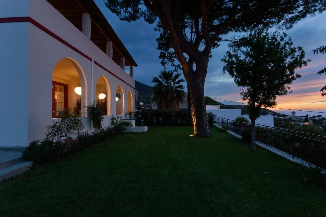 Frangimare La Segreta Aparthotel Malfa   Malfa (Salina)